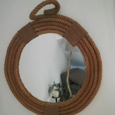 펜션 Cozy Cliff House 네아 포티데아