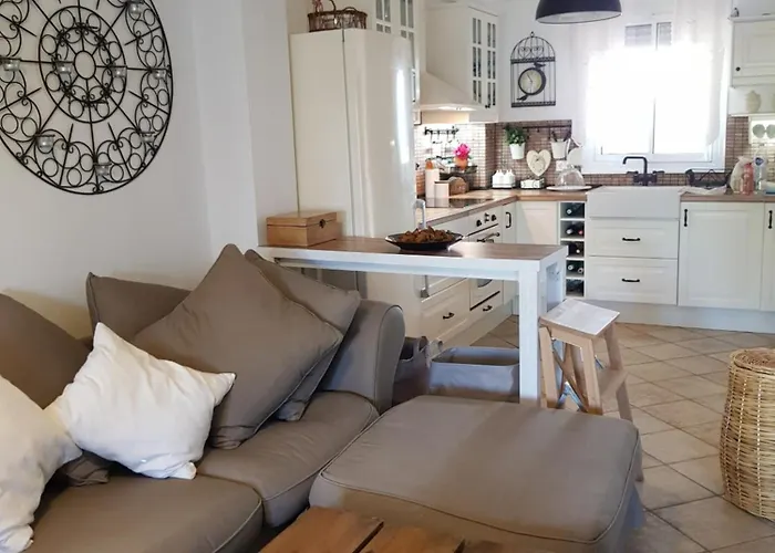 Casa vacanze Cozy Cliff House Nea Poteidaia